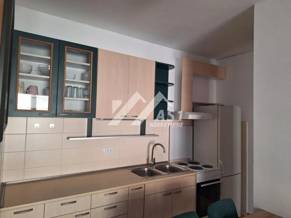 Izdavanje, dvosoban stan, 58m², Novi Sad Sve Podlokacije, Novi Sad