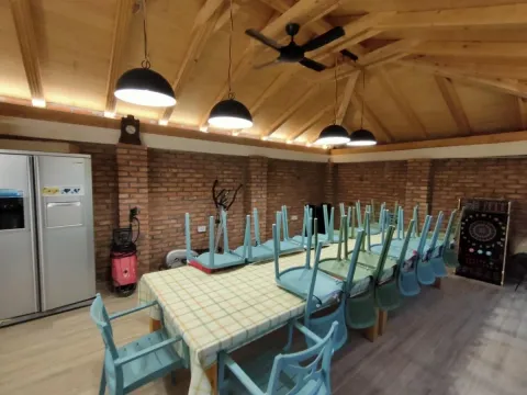 Prodaja, kuća, 151m², Sremska Kamenica, Petrovaradin - image 2