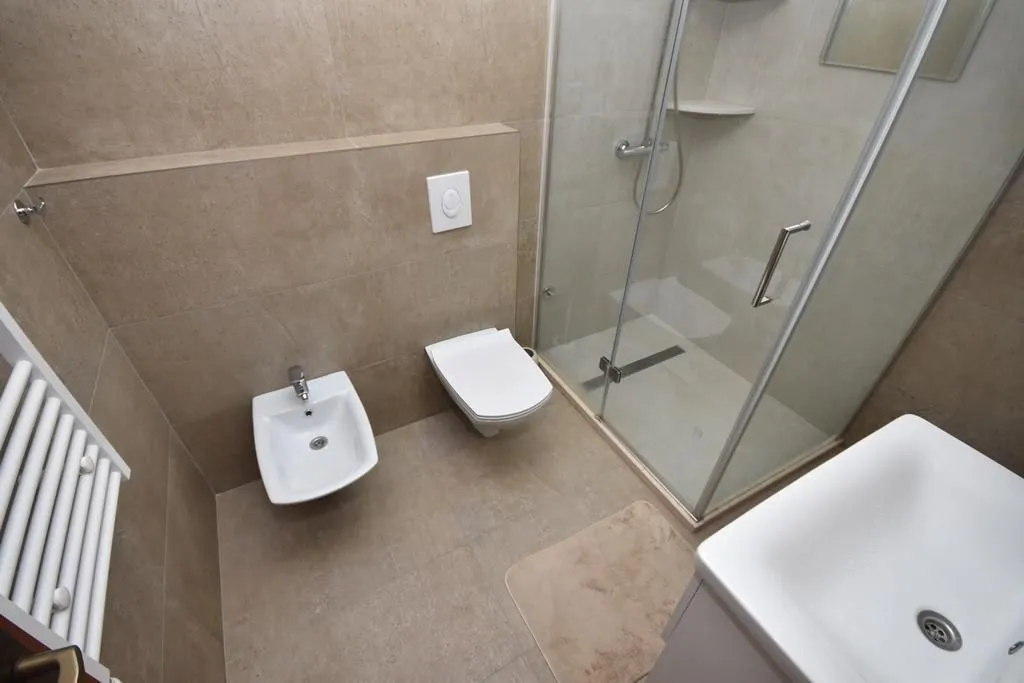Prodaja, kuća, 285m², Đenovići, Herceg Novi