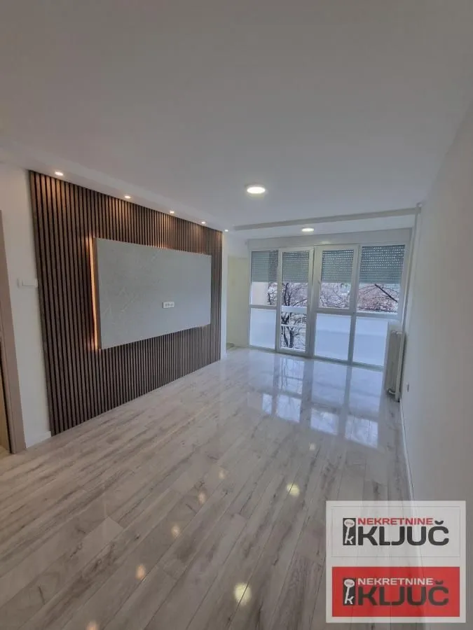 Prodaja, dvosoban stan, 60m², Detelinara, Novi Sad Sve Podlokacije