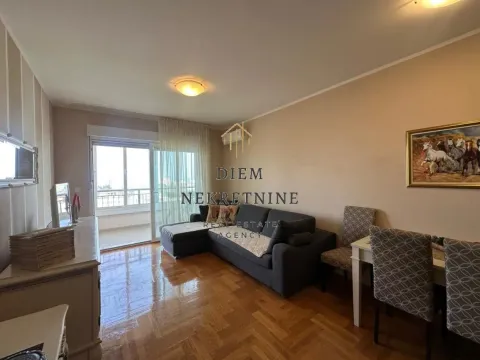 Prodaja, dvosoban stan, 69m², Centar, Bar - image 18