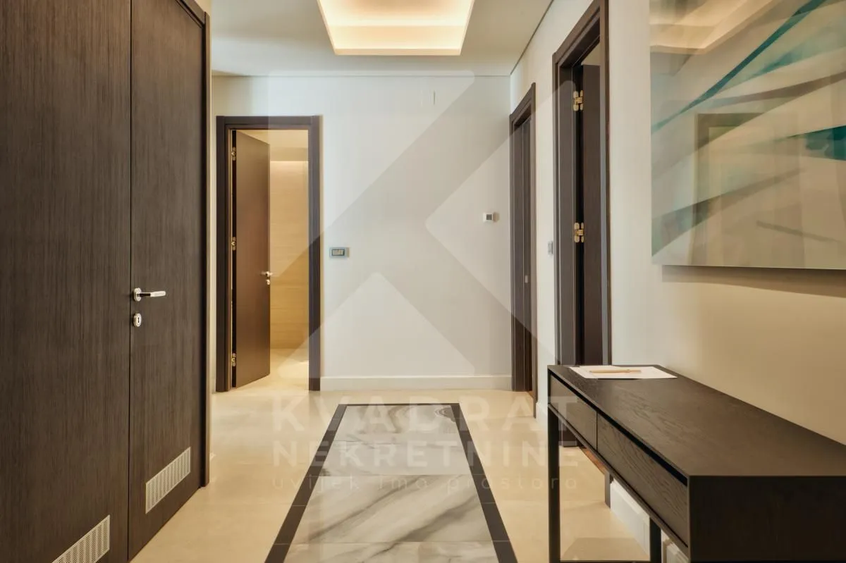 Prodaja, dvosoban stan, 120m², Portonovi, Herceg Novi
