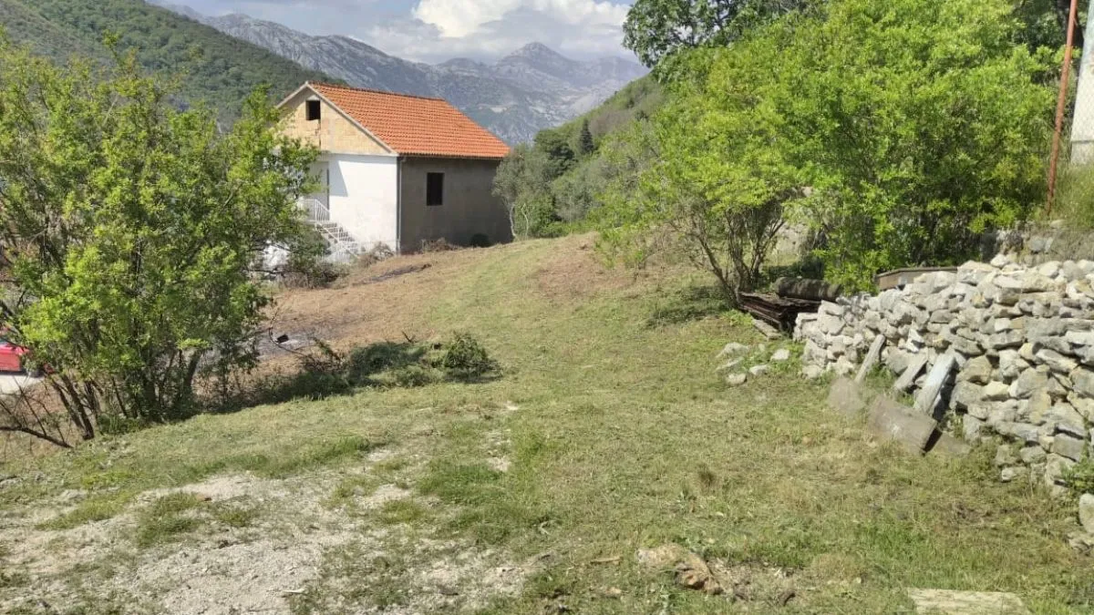Prodaja, plac, 2145m², Tivat, Crna Gora