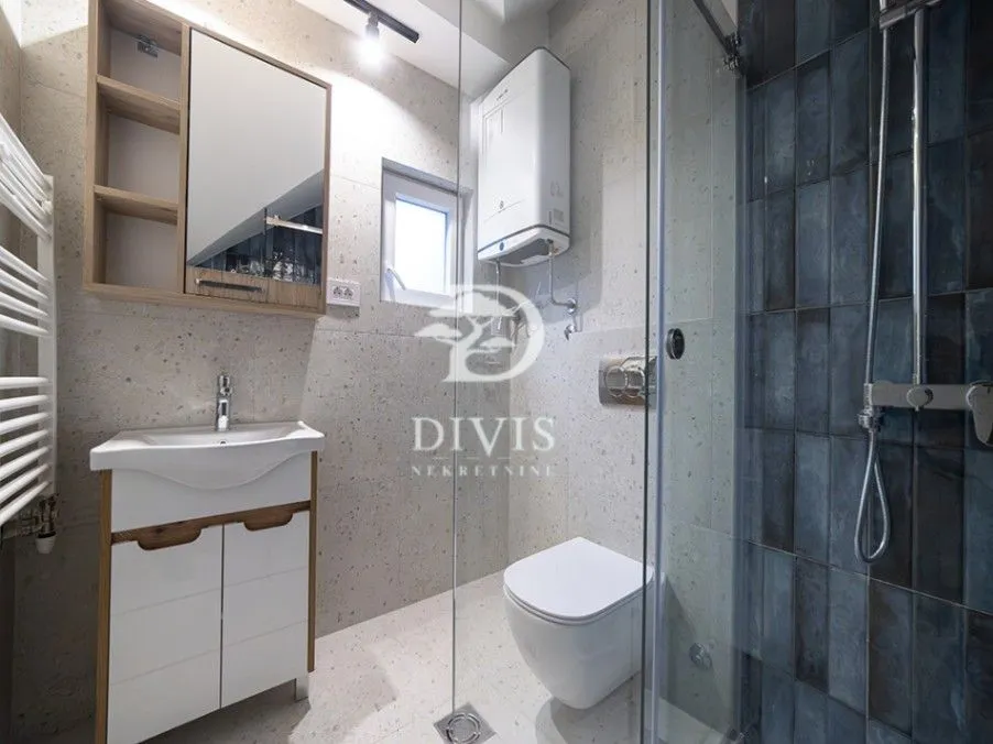 Prodaja, četvorosoban stan, 131m², Stari Grad, Beograd
