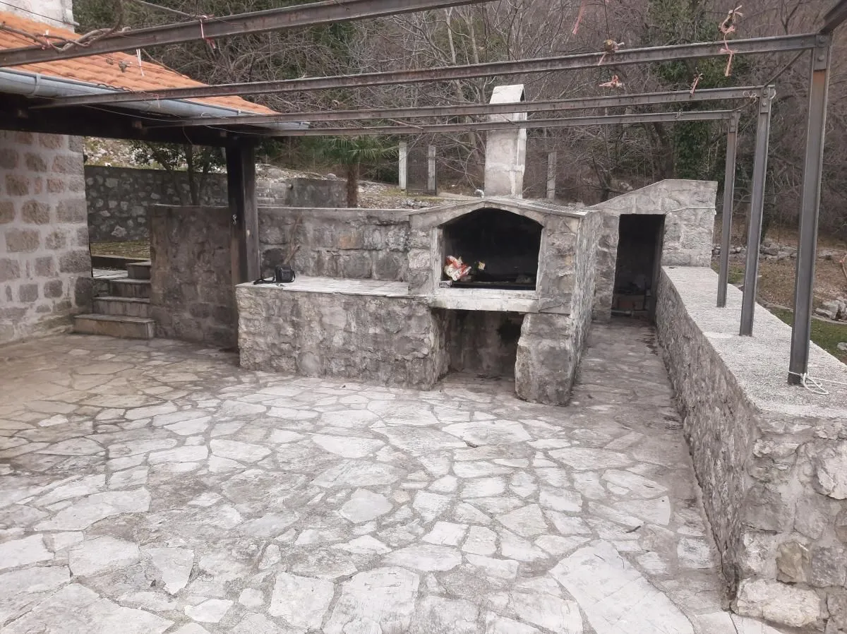 Prodaja, kuća, 260m², Morinj, Kotor