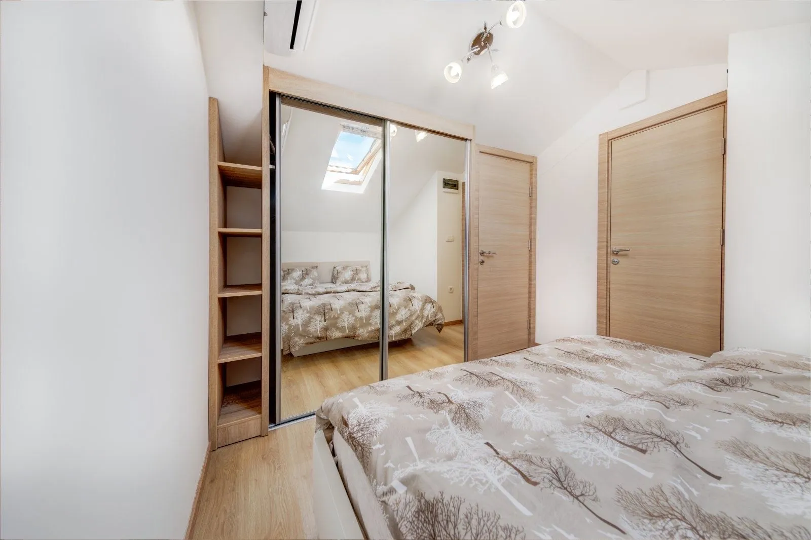 Rent, one bedroom apartment, 45m², Pobrežje, Podgorica