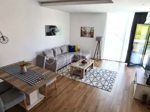 Prodaja, stan, 51m², Tivat, Crna Gora - image 2