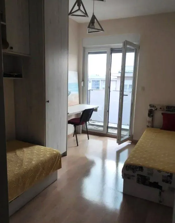 Izdavanje, jednosoban stan, 54m², City Kvart, Podgorica