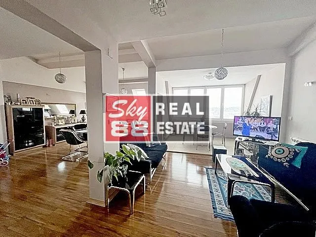 Prodaja, četvorosoban stan, 160m², Vračar Hram, Vračar Sve Podlokacije