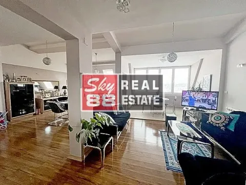 Prodaja, četvorosoban stan, 160m², Vračar Hram, Vračar Sve Podlokacije - image 1