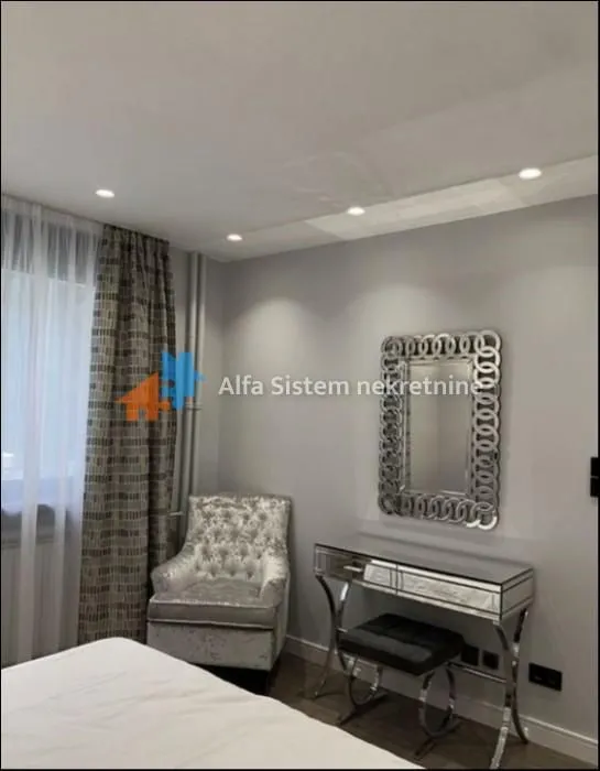 Rent, three bedroom apartment, 91m², Skadarlija, Beograd