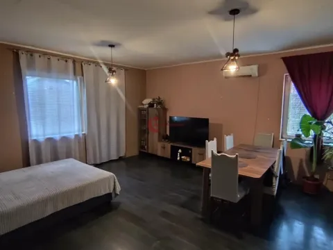 Prodaja, kuća, 117m², Zorka, Subotica - image 6