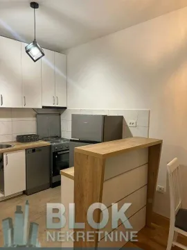 Izdavanje, jednosoban stan, 45m², City Kvart, Podgorica - image 6