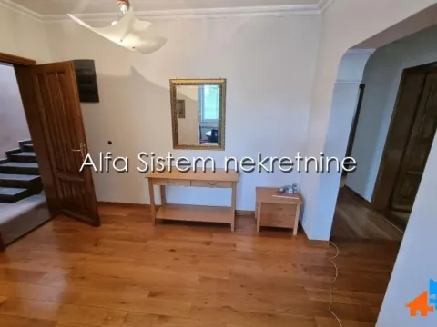 Izdavanje, četvorosoban stan, 120m², Savski Venac, Beograd - image 11