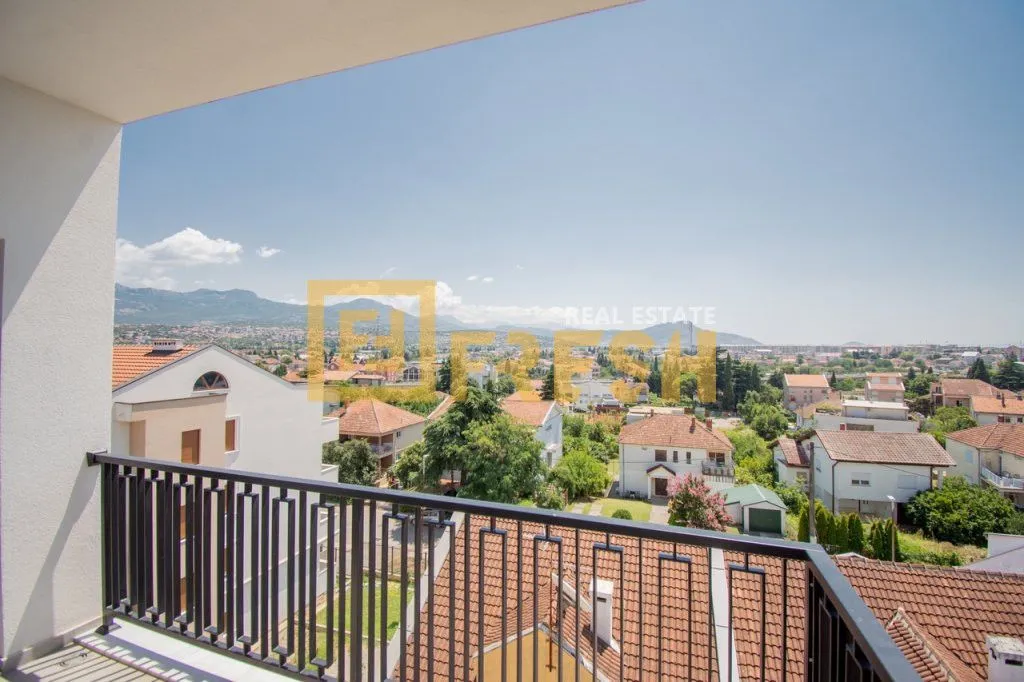 Rent, three bedroom apartment, 121m², Gorica C, Podgorica