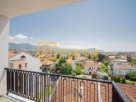 Izdavanje, trosoban stan, 121m², Gorica C, Podgorica - image 19