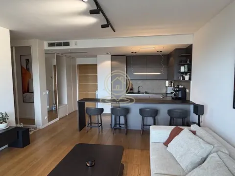 Izdavanje, trosoban stan, 89m², Savski Venac, Beograd - image 4
