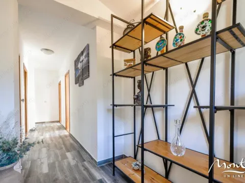 Prodaja, kuća, 176m², Kavač, Kotor - image 13