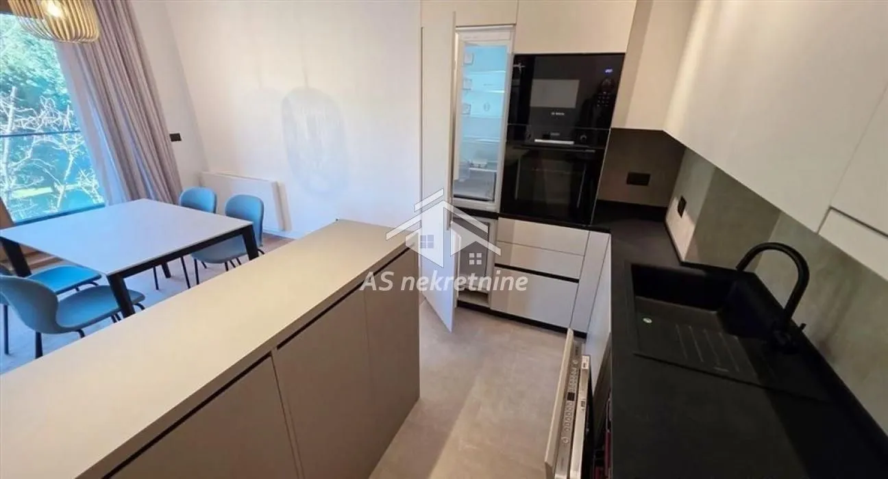 Izdavanje, dvosoban stan, 66m², Savski Venac, Beograd