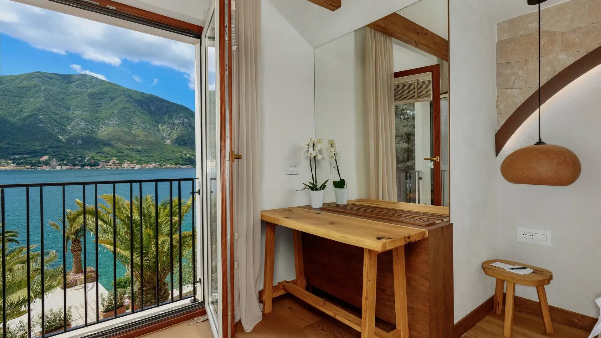 Sale, house, 420m², Dobrota, Kotor