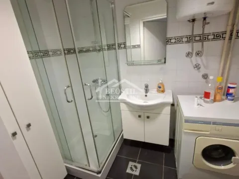 Rent, three bedroom apartment, 63m², Zemun Sve Podlokacije, Beograd - image 15