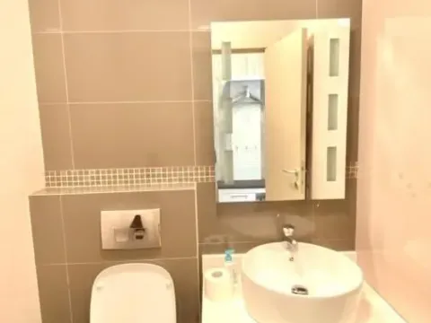 Izdavanje, trosoban stan, 80m², Stari grad, Novi Sad - image 8