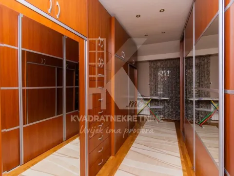 Izdavanje, kuća, 600m², Zeta, Podgorica - image 18