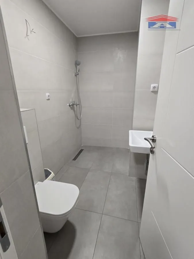 Rent, office space, 230m², Telep, Novi Sad Sve Podlokacije