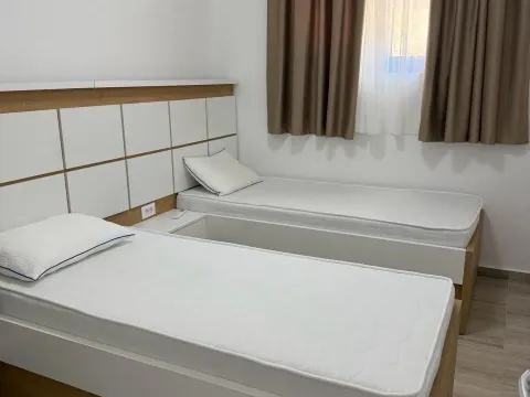 Sale, two bedroom apartment, 61m², Bečići, Budva - image 2