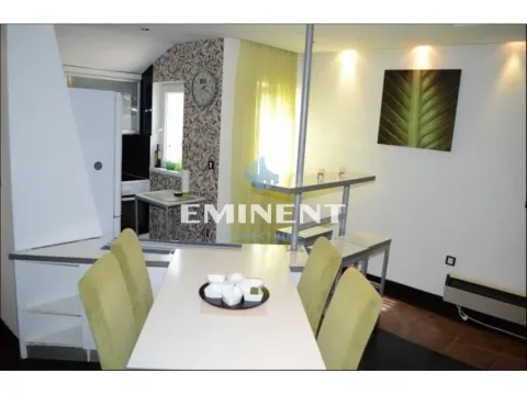 Izdavanje, stan, 60m², Kalenić Pijaca, Vračar Sve Podlokacije - image 6