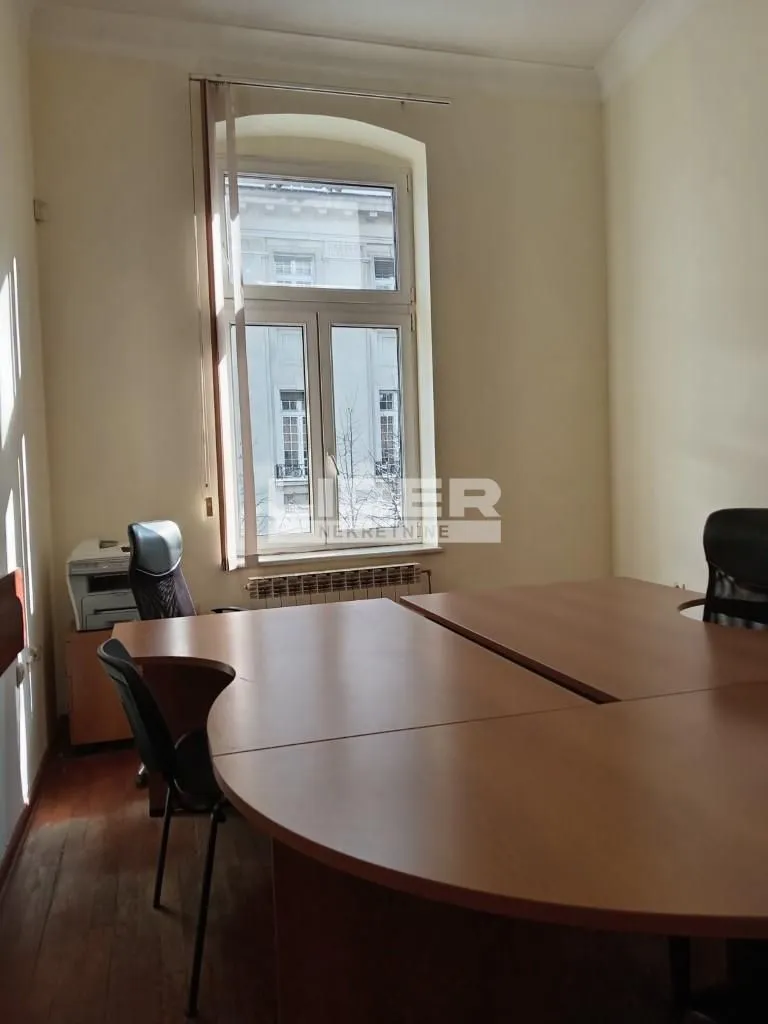 Prodaja, trosoban stan, 73m², Stari Grad, Beograd