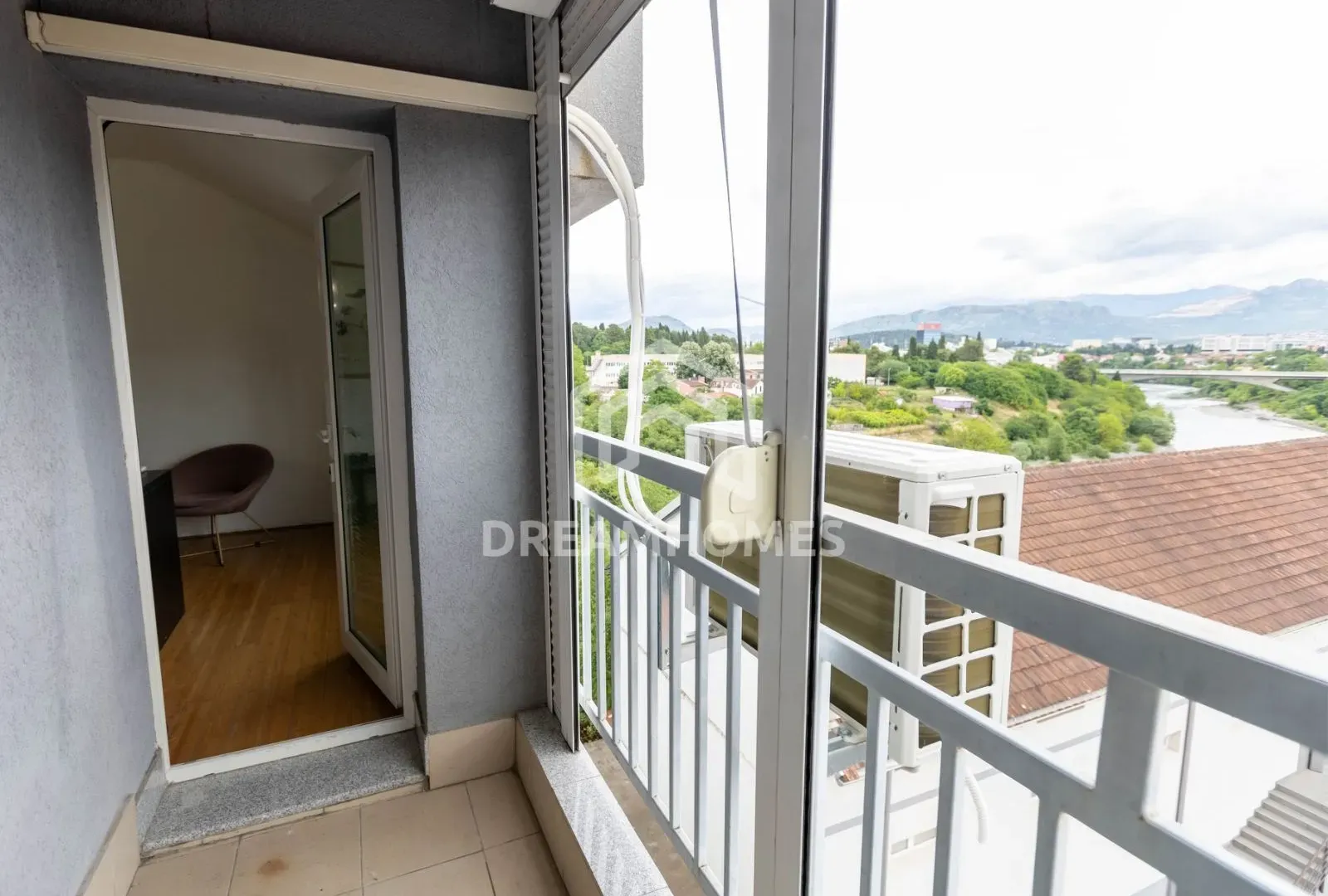 Rent, one bedroom apartment, 46m², Krivi Most, Podgorica