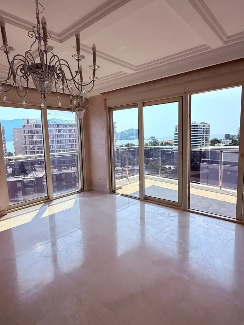Sale, three bedroom apartment, 326m², Gospoština, Budva