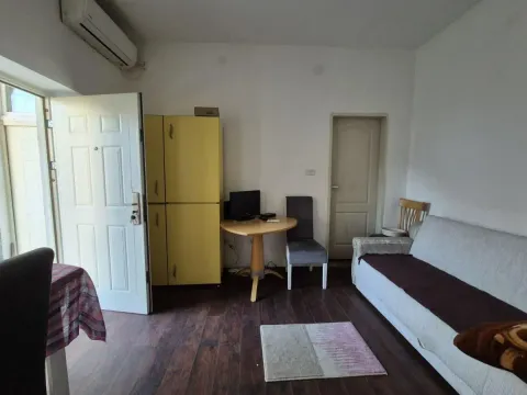 Sale, studio apartment, 89m², Centar, Jagodina