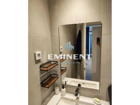 Rent, two bedroom apartment, 56m², Savski Venac, Beograd - image 12