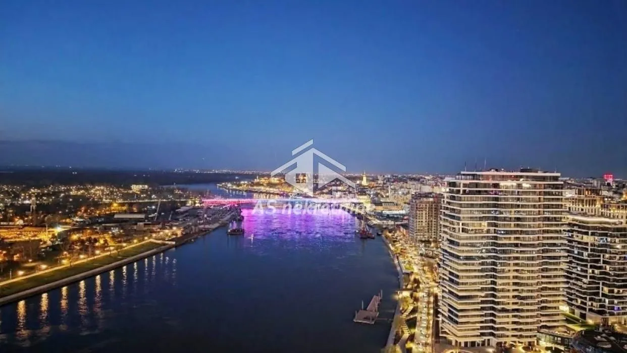 Izdavanje, trosoban stan, 90m², Savski Venac, Beograd