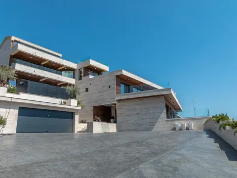 Prodaja, kuća, 454m², Marići, Tivat - image 10