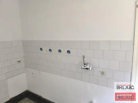 Prodaja, dvosoban stan, 56m², Železnička Stanica, Novi Sad Sve Podlokacije - image 9