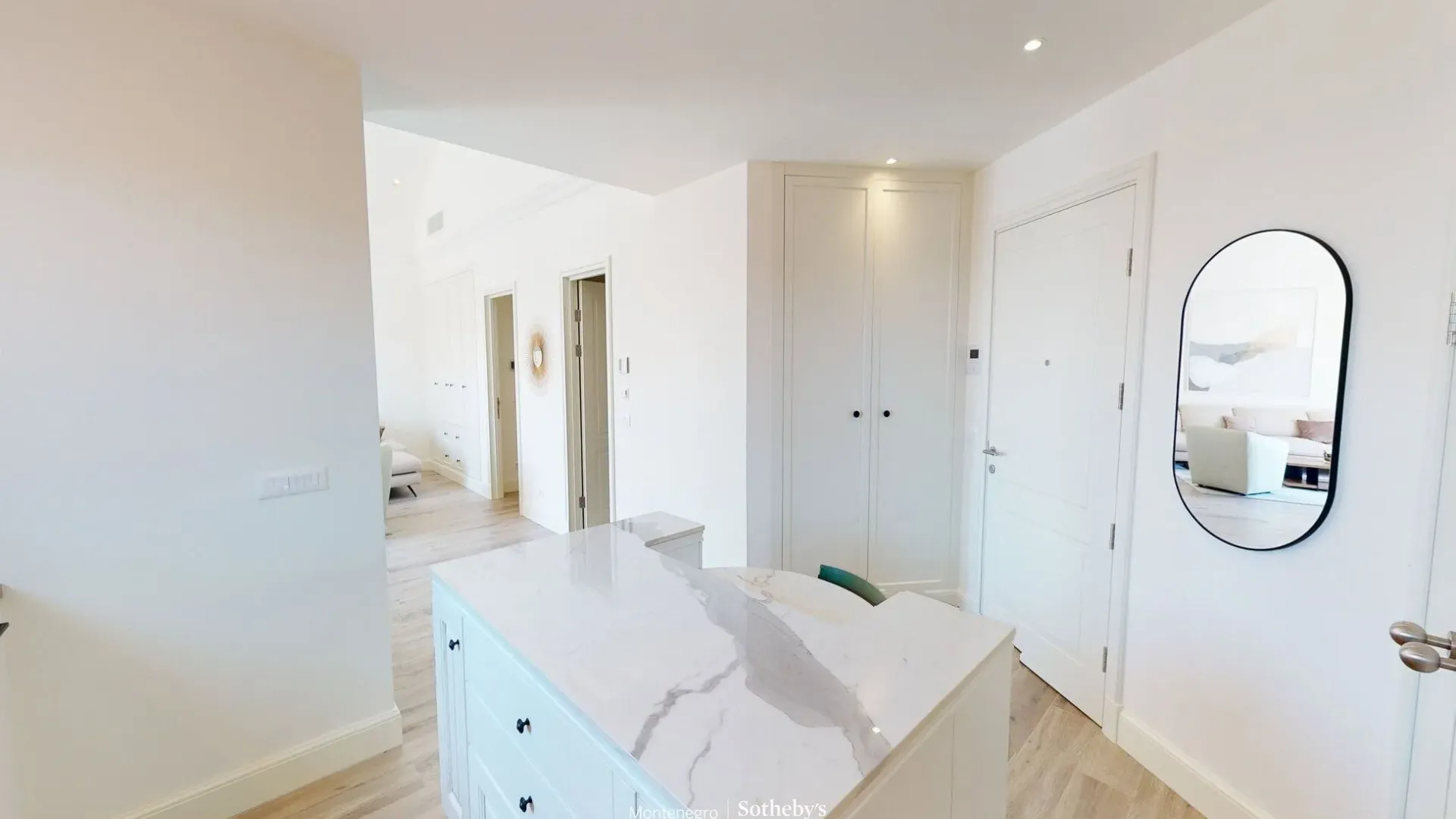 Prodaja, jednosoban stan, 74m², Kotor, Crna Gora