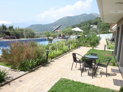 Prodaja, stan, 41m², Kotor, Crna Gora - image 3