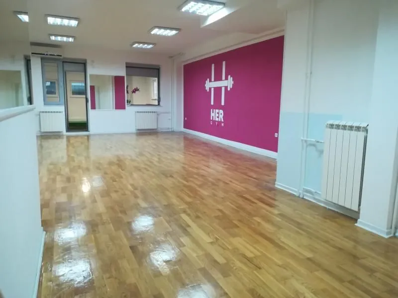 Rent, office space, 140m², Đeram Pijaca, Beograd