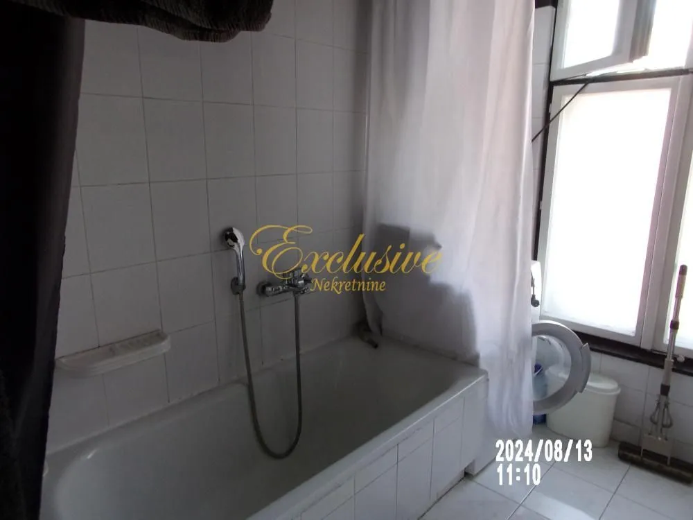 Sale, three bedroom apartment, 77m², Savski Venac, Beograd