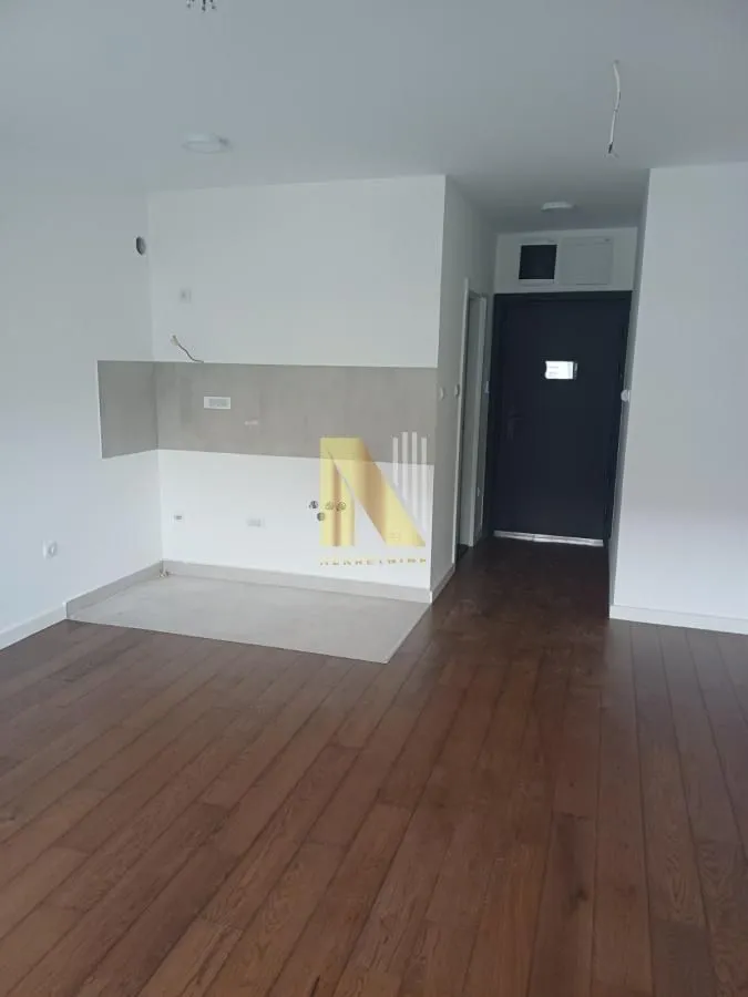 Prodaja, garsonjera, 25m², Novo naselje, Novi Sad