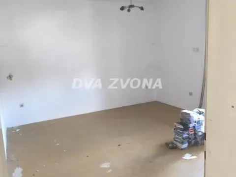 Prodaja, kuća, 333m², Srbobran, Novi Sad - image 8