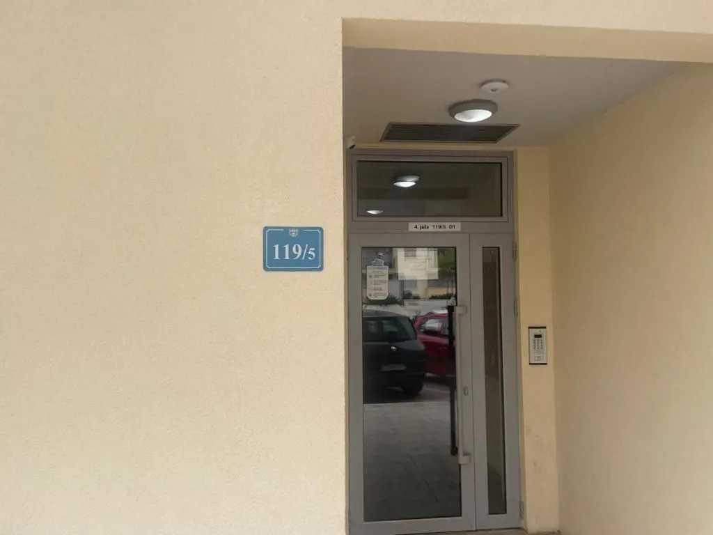 Stan-na-dan, jednosoban stan, 39m², Pobrežje, Podgorica