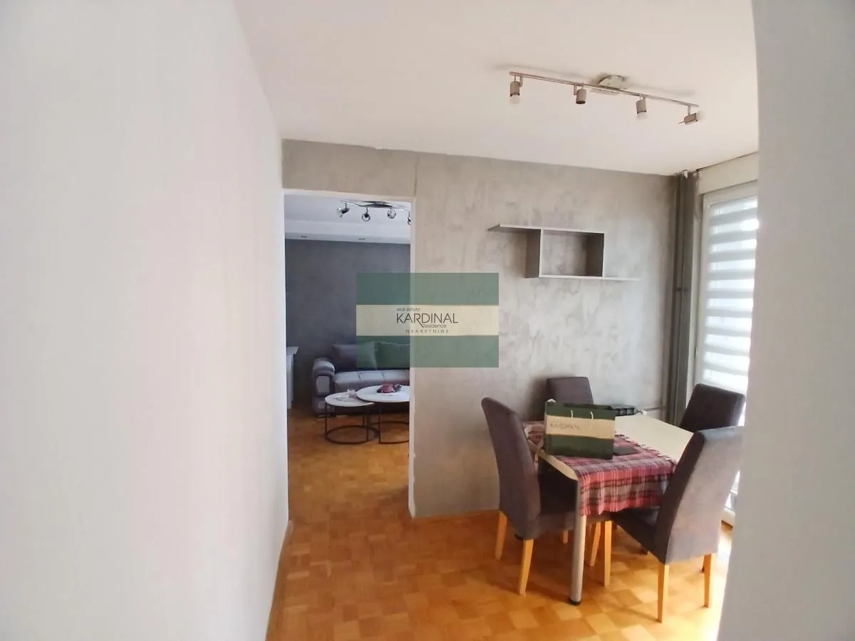 Prodaja, dvosoban stan, 53m², Centar, Jagodina