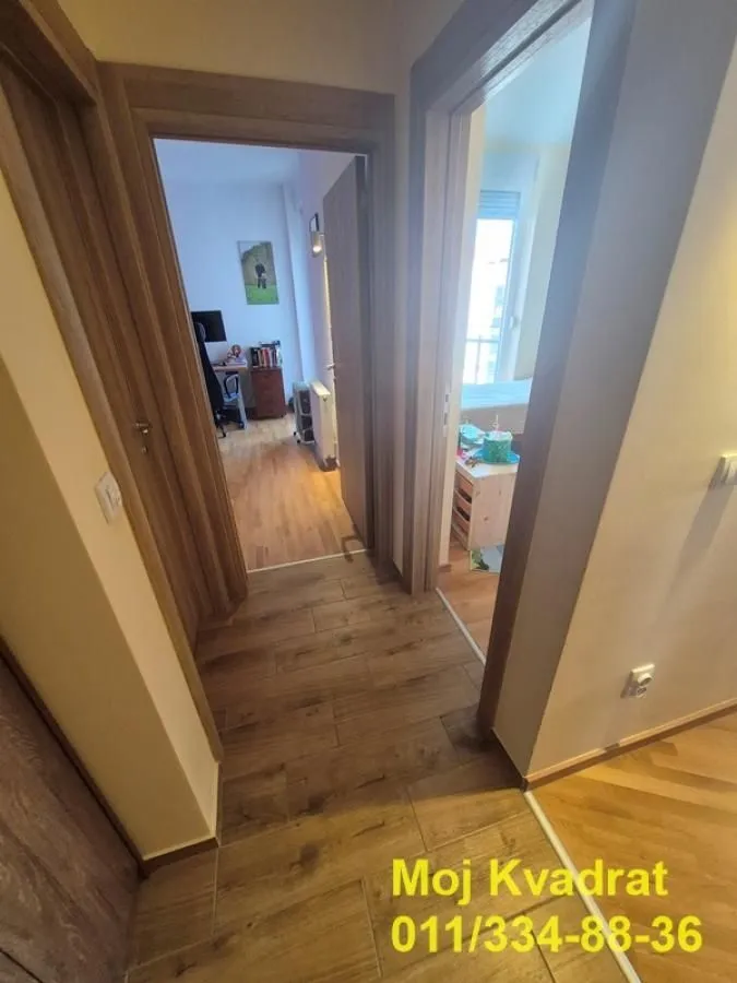 Prodaja, četvorosoban stan, 92m², Novi Banovci, Stara Pazova