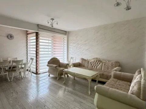 Izdavanje, trosoban stan, 95m², Preko Morače, Podgorica - image 1