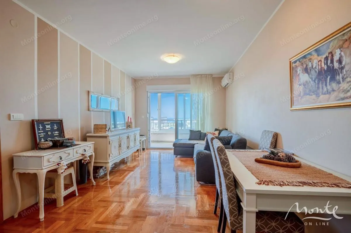 Prodaja, dvosoban stan, 69m², Bar, Crna Gora