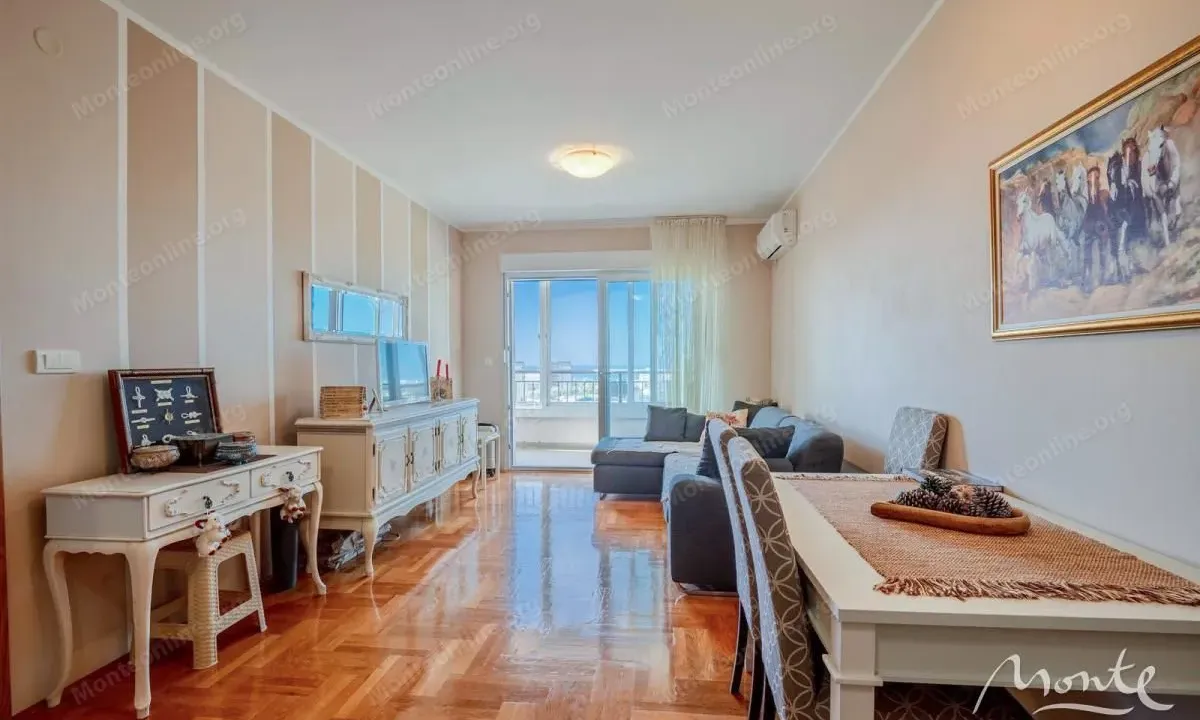Prodaja, dvosoban stan, 69m², Bar, Crna Gora